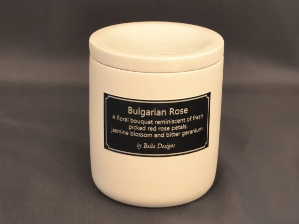Aromatherapy Soy Candle - Bulgarian Rose with lid